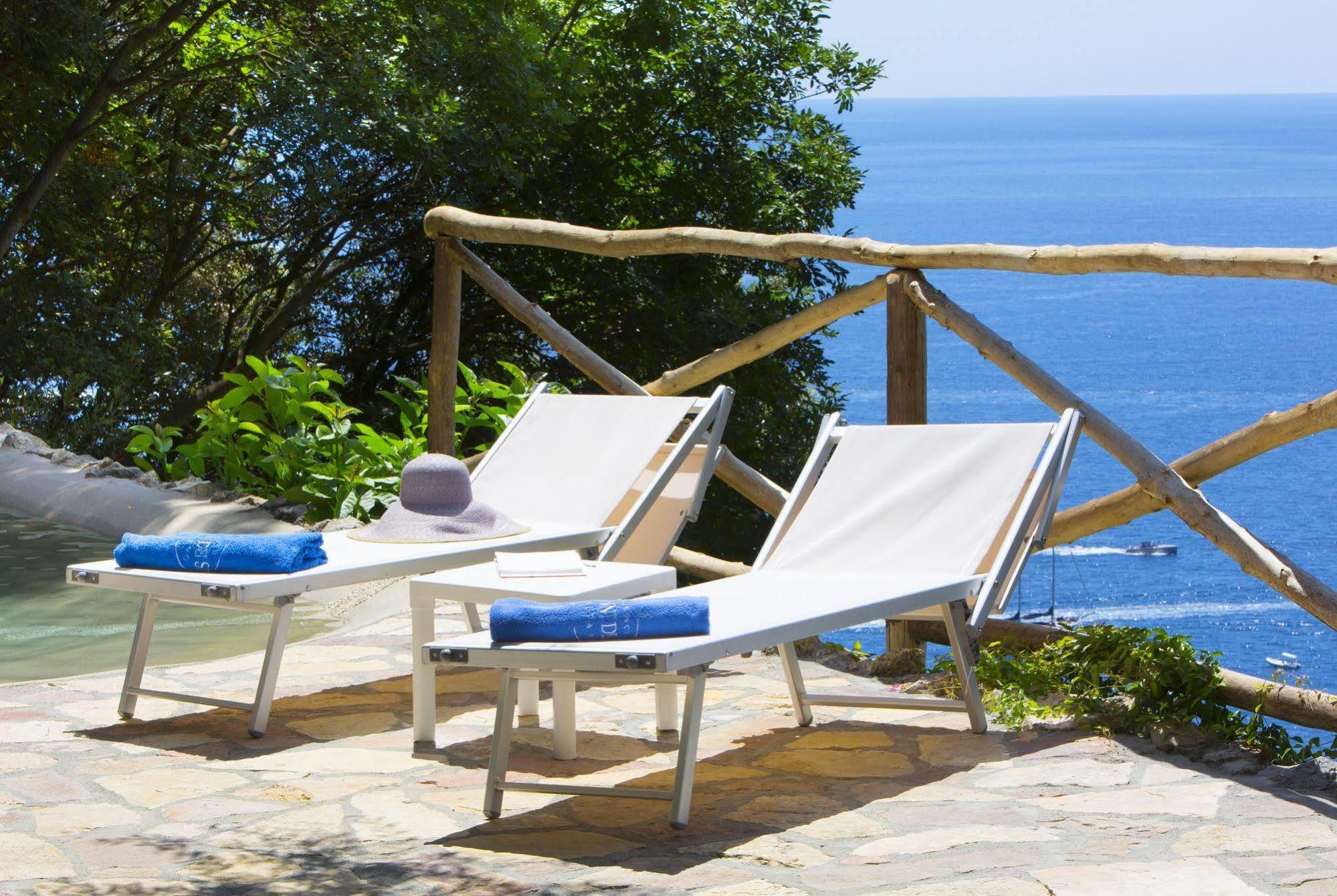 I Giardini Dei Sensi Aparthotel Positano Buitenkant foto