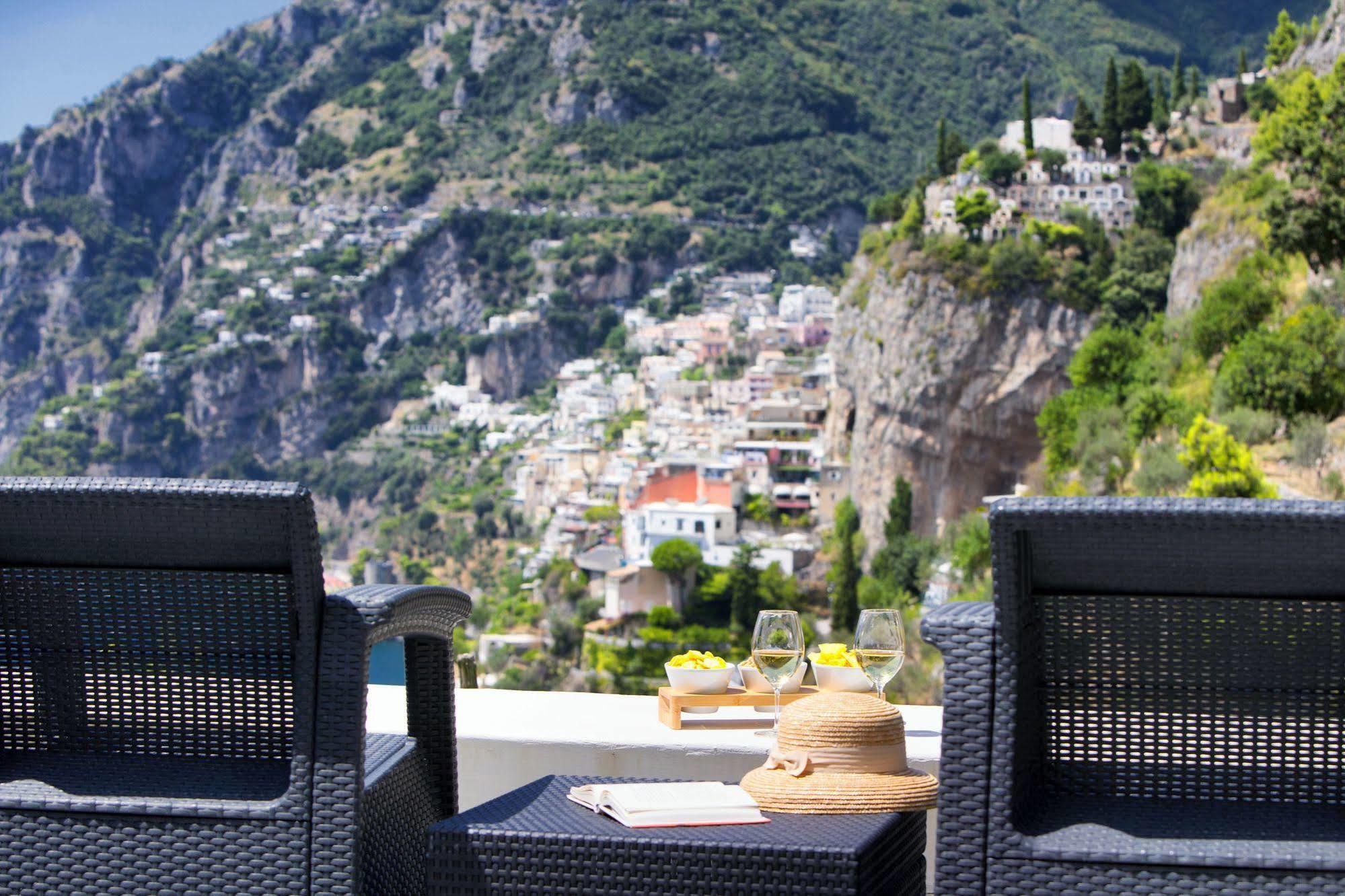 I Giardini Dei Sensi Aparthotel Positano Buitenkant foto