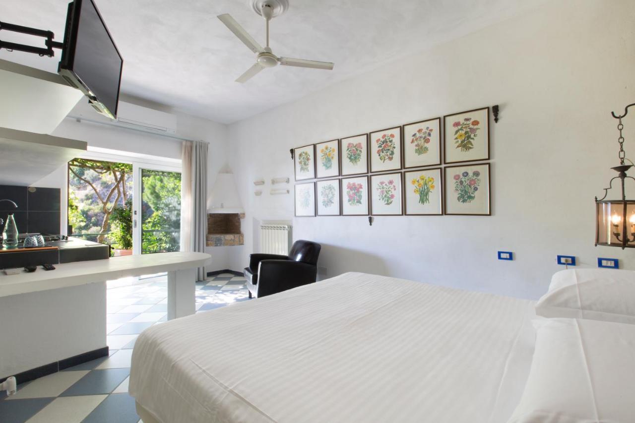 I Giardini Dei Sensi Aparthotel Positano Buitenkant foto